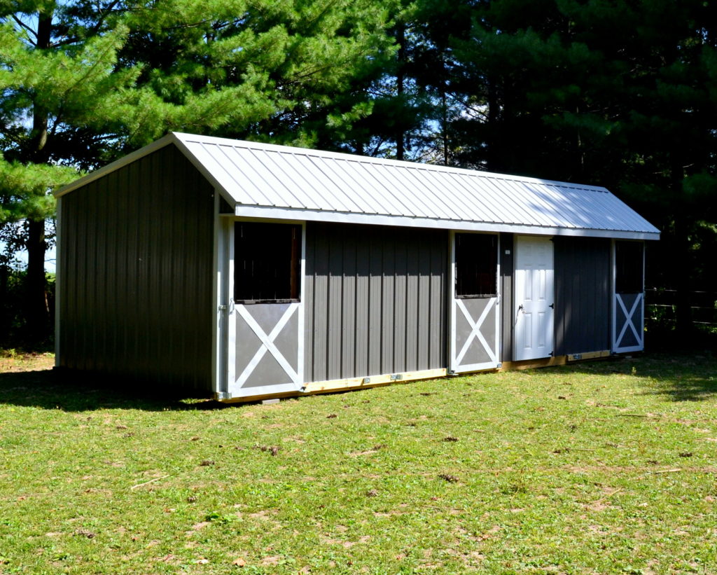 Deluxe 3-Stall Horse Barn