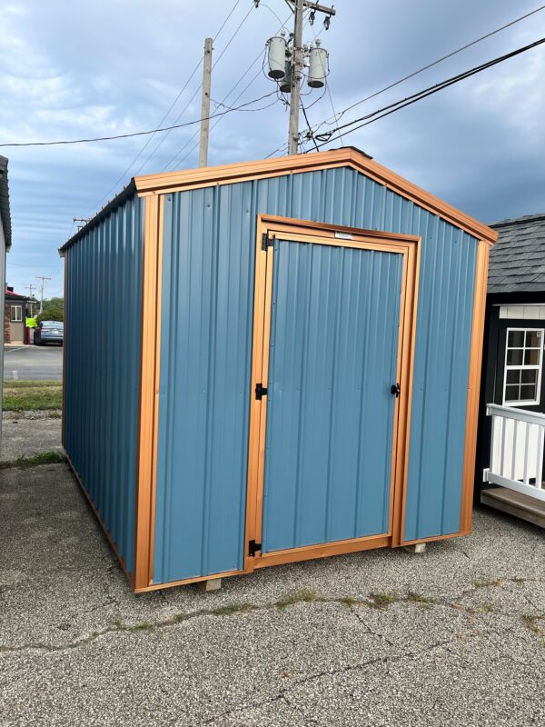 8x12 Bargain Barn