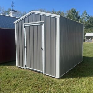 8 x 10 Bargain Barn