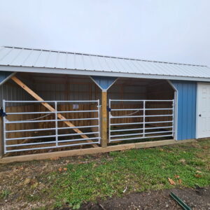 10x24 Open Horse Barn Deluxe