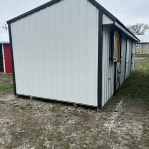 10x30 Deluxe Horse Barn