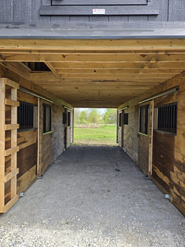 center aisle in monitor horse barn