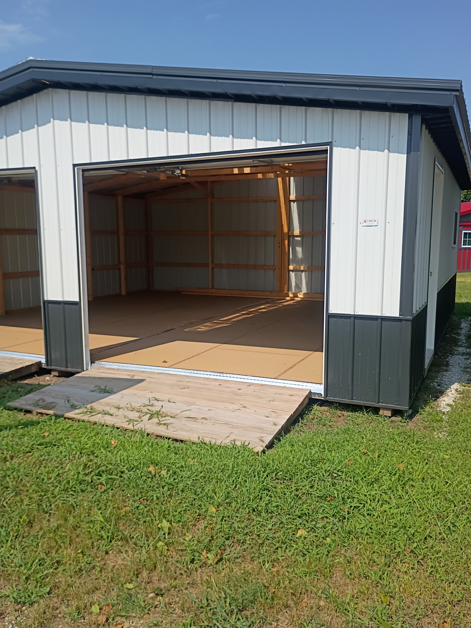 24x24 Two Car Garage - Image 5