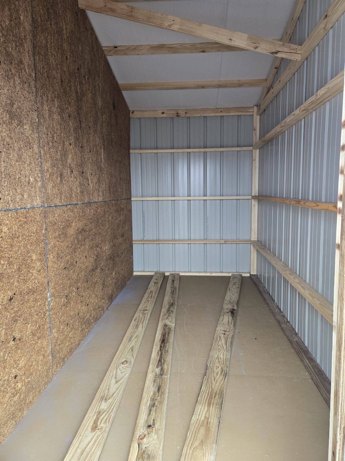 10x26 Open Horse Barn Deluxe - Image 2
