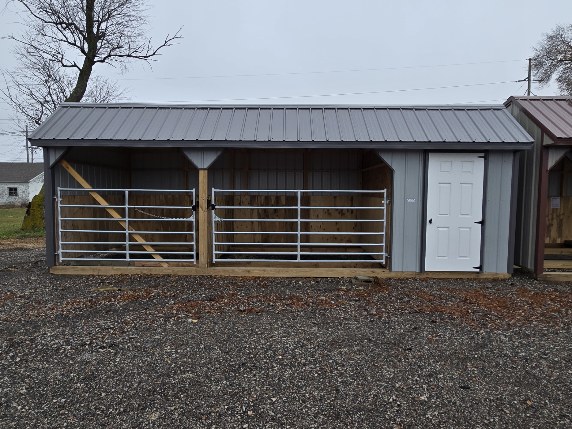10x26 Open Horse Barn Deluxe