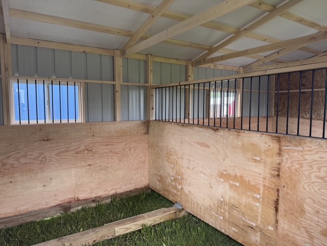 12x30 Deluxe Horse Barn - Image 2